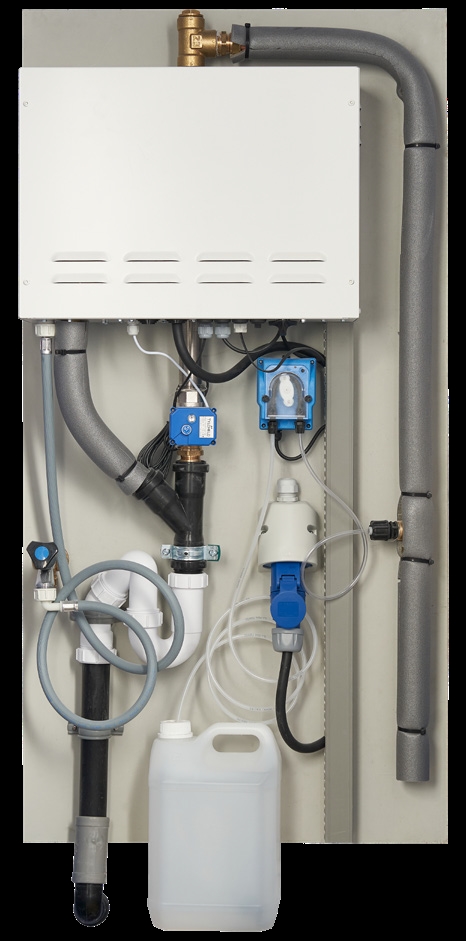 Stoomunit 3KW gemonteerd op bord incl. kraan, stekker, stekkerdoos, afvoer en 1 m stoomleiding